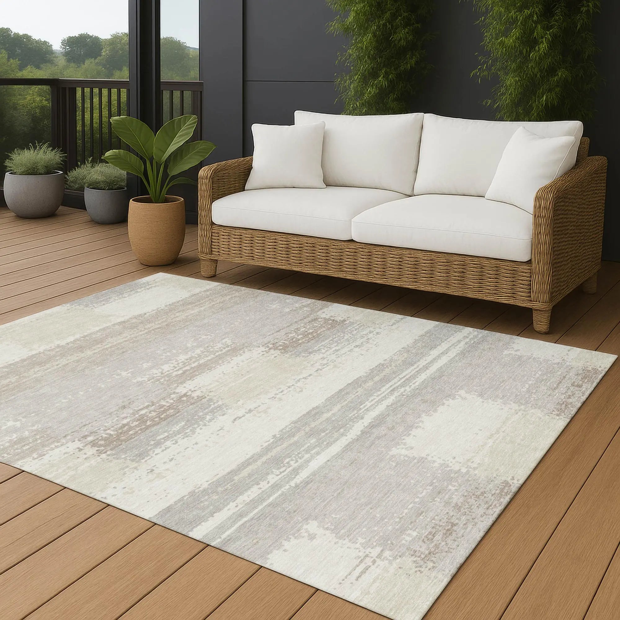 5' X 8' Ivory And Silver Geometric Washable Indoor Outdoor Area Rug Homeroots Outdoor