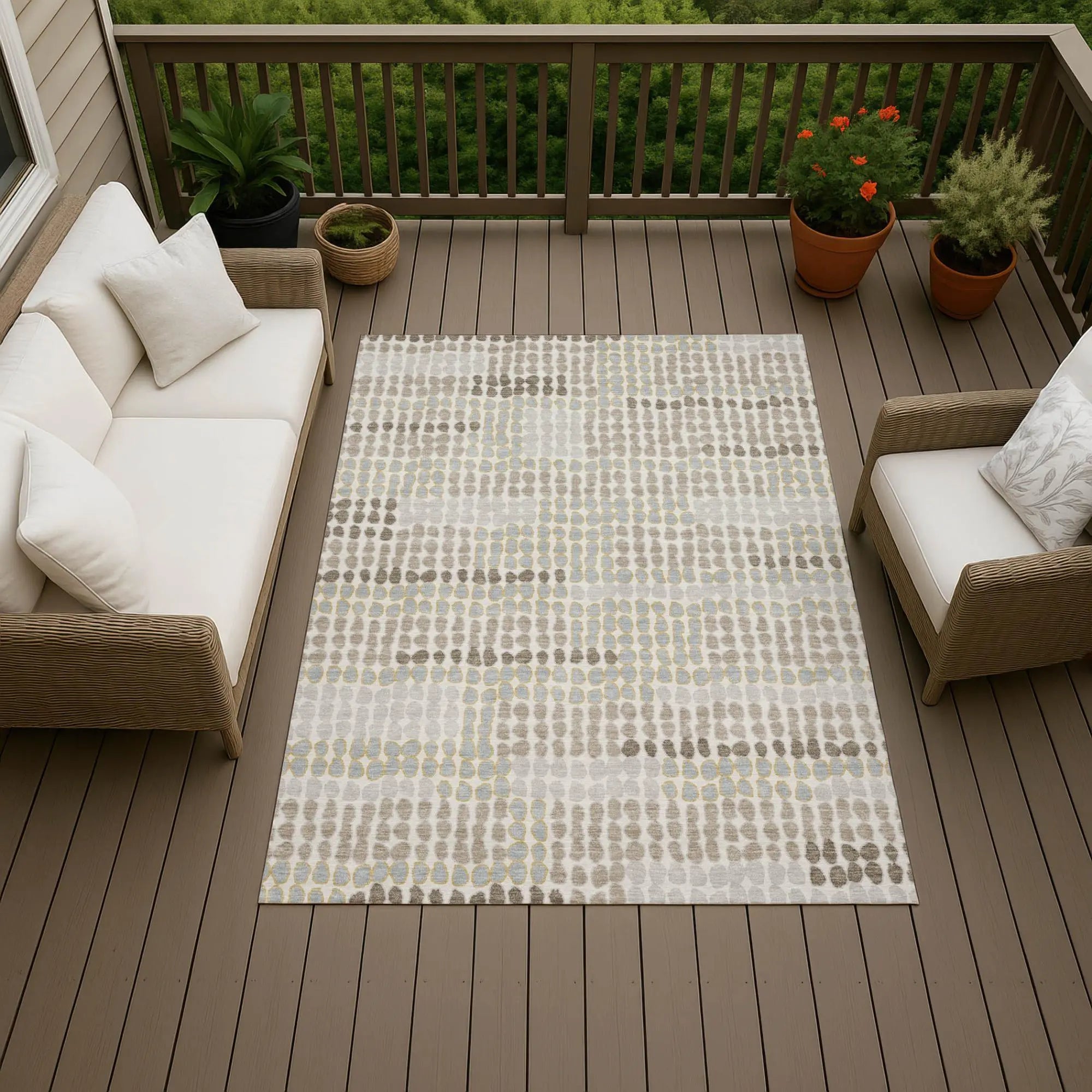 5' X 8' Ivory And Silver Geometric Washable Indoor Outdoor Area Rug Homeroots Outdoor