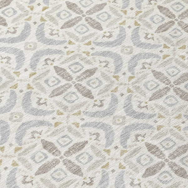 5' X 8' Ivory And Silver Geometric Washable Indoor Outdoor Area Rug Homeroots Outdoor