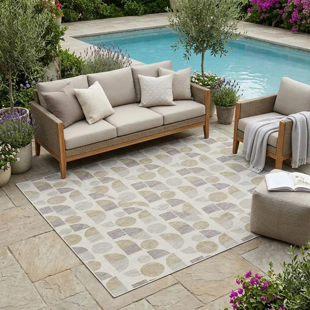 5' X 8' Ivory And Silver Geometric Washable Indoor Outdoor Area Rug Homeroots Outdoor