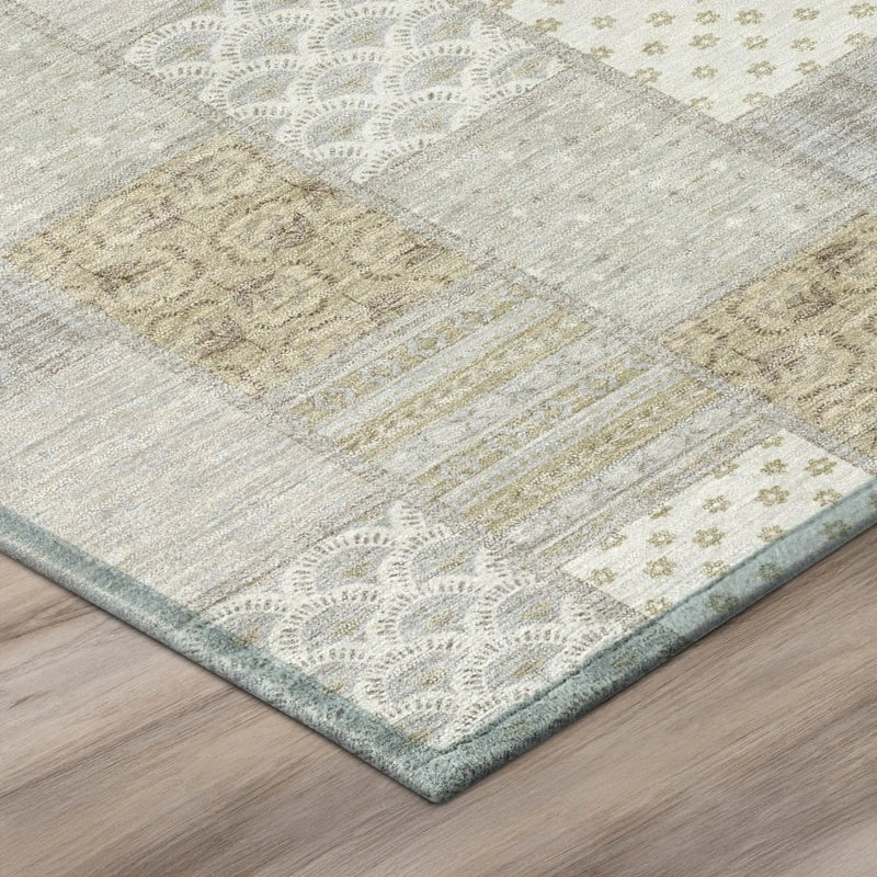 5' X 8' Ivory And Silver Patchwork Washable Indoor Outdoor Area Rug Homeroots Outdoor