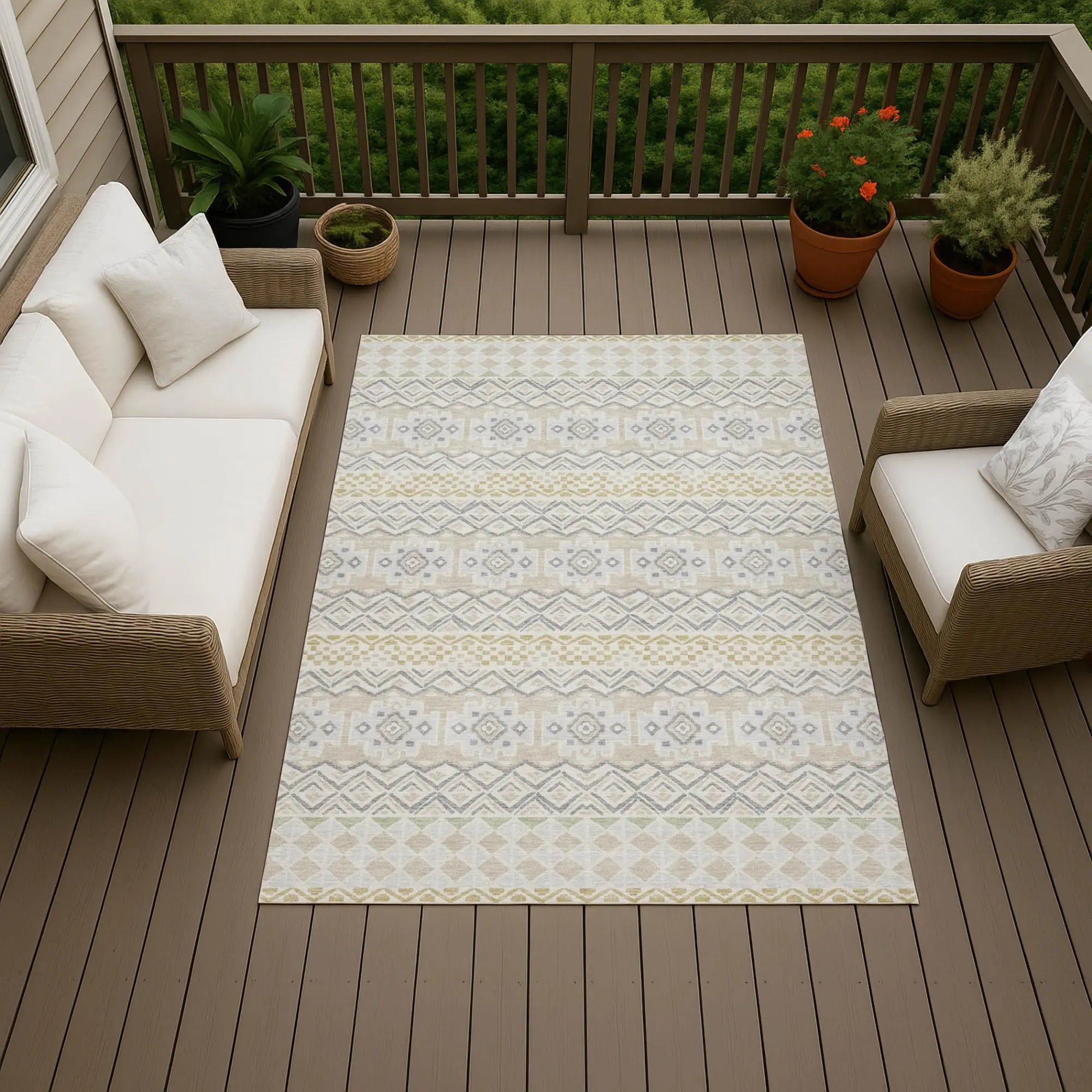 5' X 8' Ivory And Silver Striped Washable Indoor Outdoor Area Rug Homeroots Outdoor