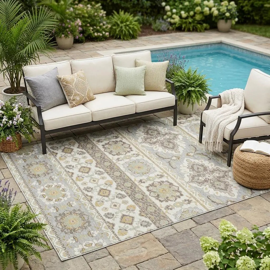 5' X 8' Ivory And Silver Tribal Washable Indoor Outdoor Area Rug Homeroots Outdoor