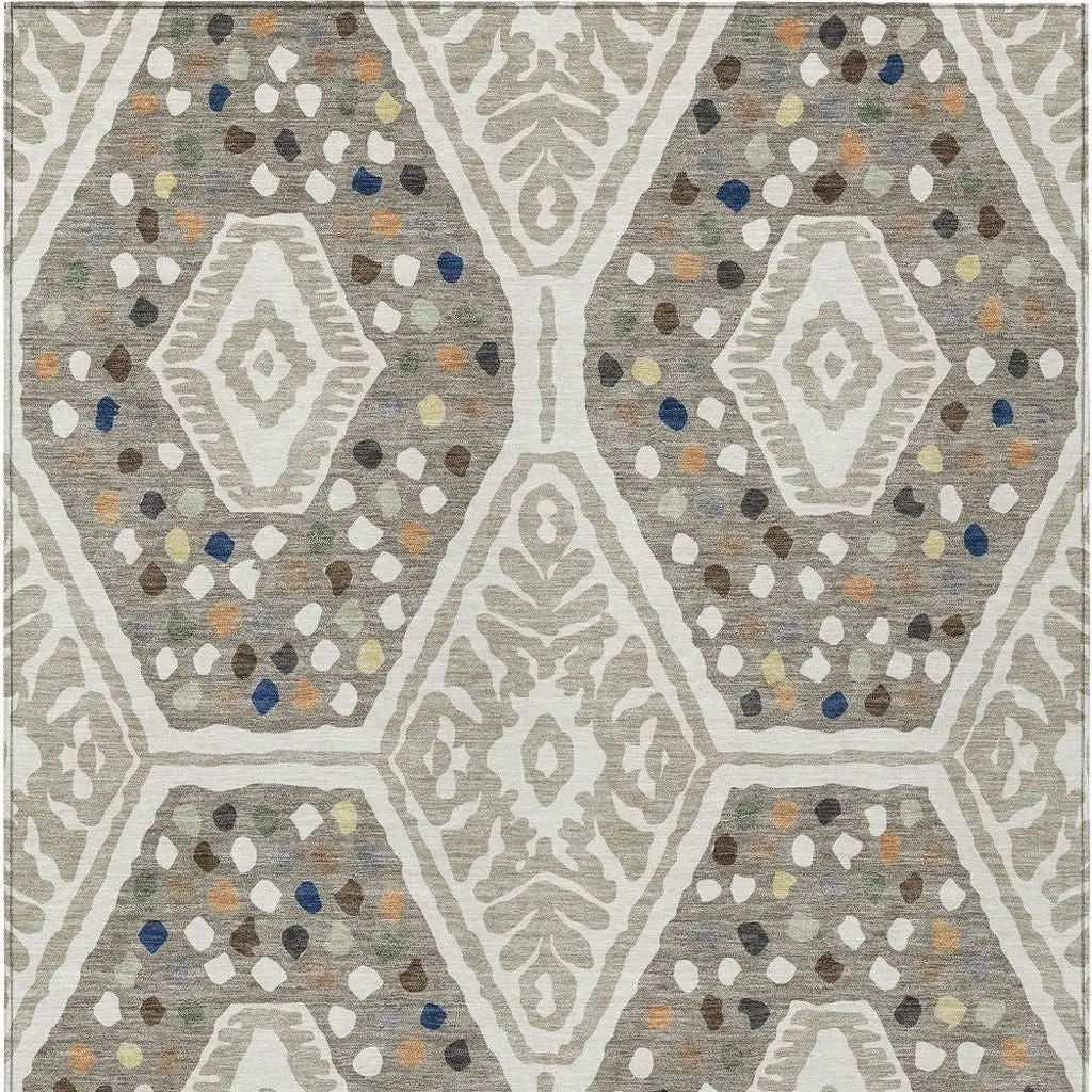 5' X 8' Ivory And Taupe Tribal Washable Indoor Outdoor Area Rug Homeroots Outdoor