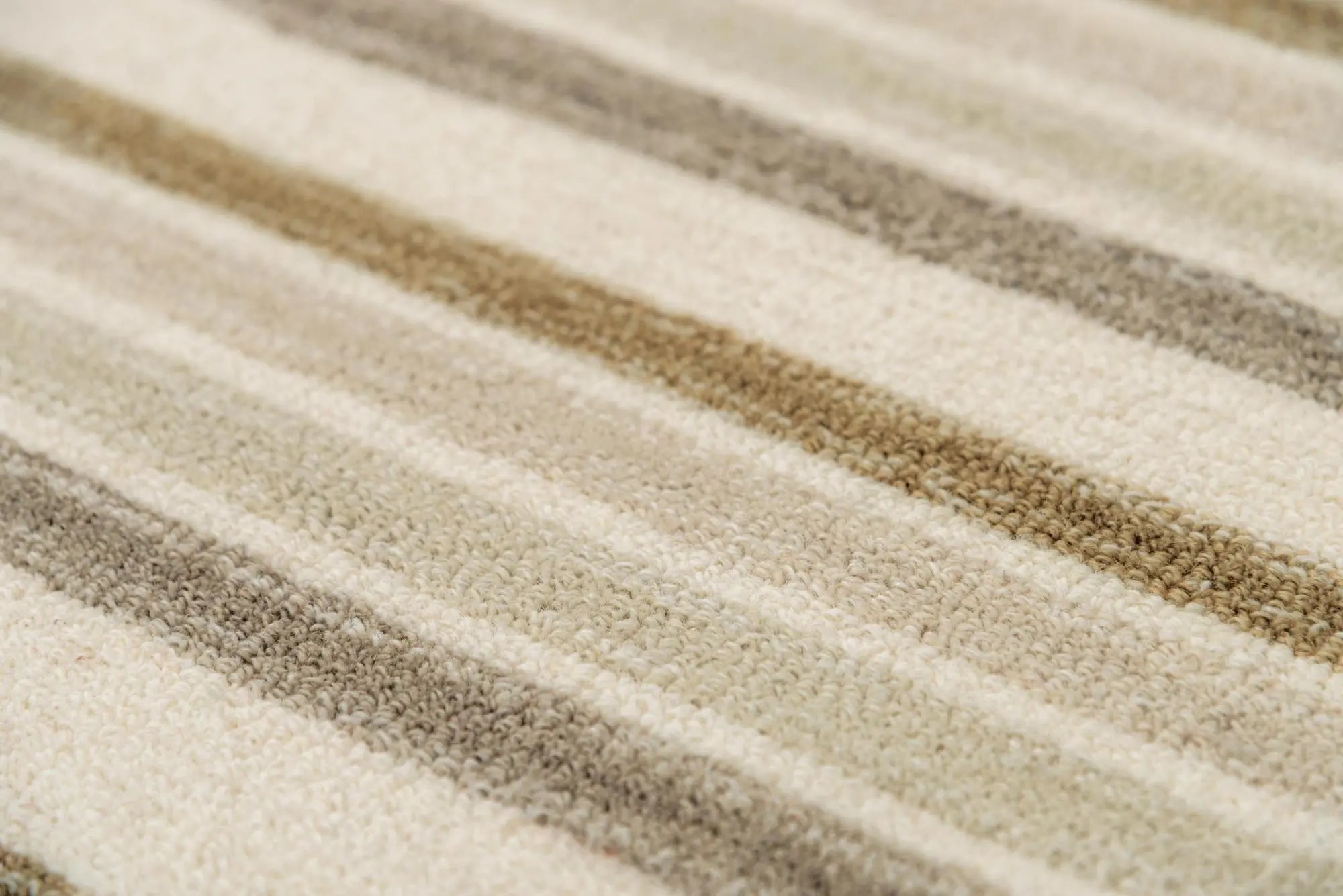 5' X 8' Ivory Beige And Brown Wool Striped Hand Tufted Area Rug Homeroots Home Decor