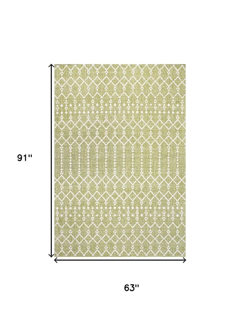 5' X 8' Light Green And Cream Trellis Indoor Outdoor Area Rug Homeroots Outdoor