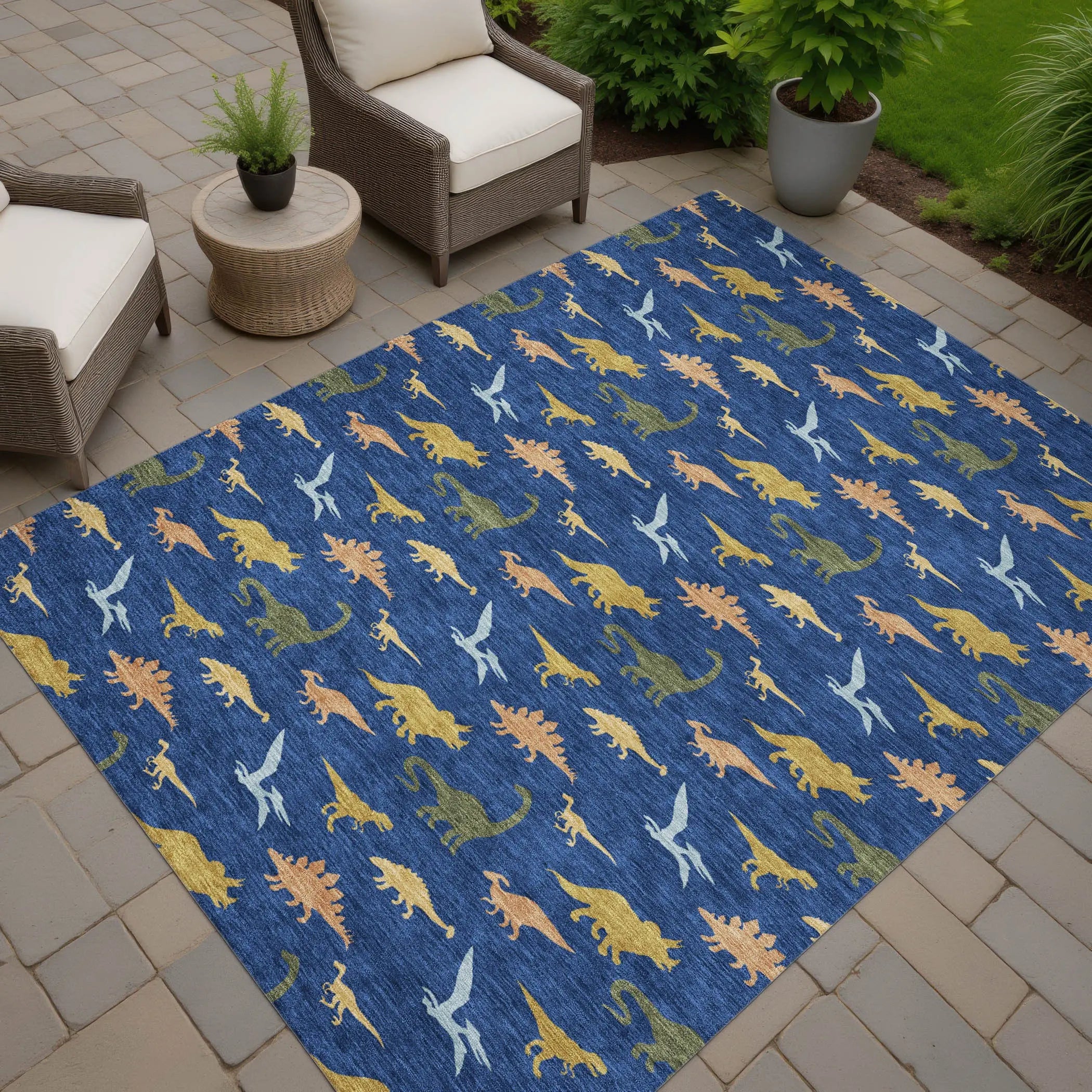 5' X 8' Navy Blue And Blue Geometric Washable Indoor Outdoor Area Rug Homeroots Outdoor