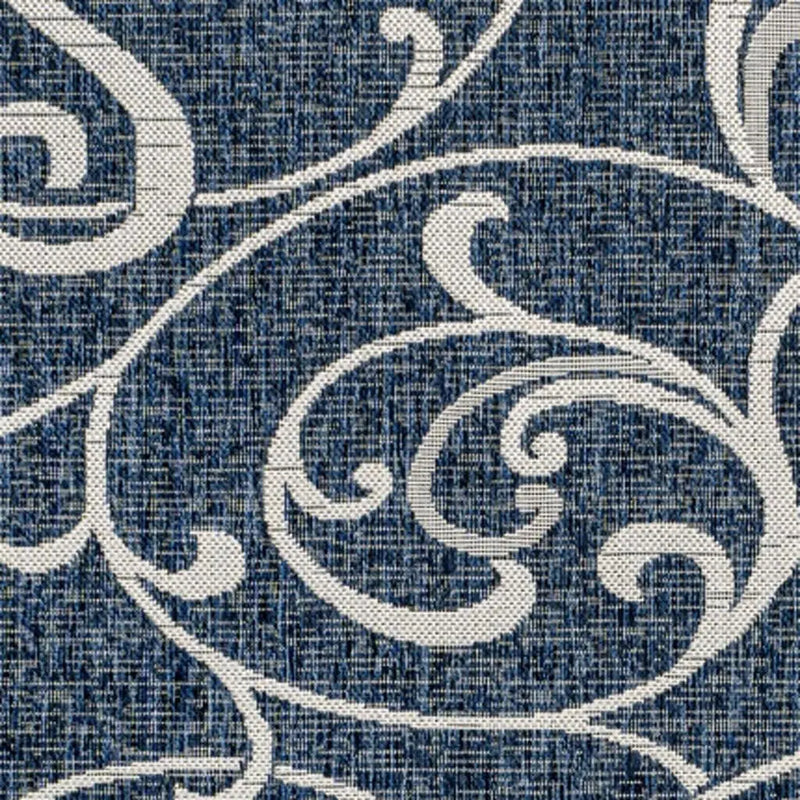 5' X 8' Navy Blue And Cream Floral Indoor Outdoor Area Rug Homeroots Outdoor