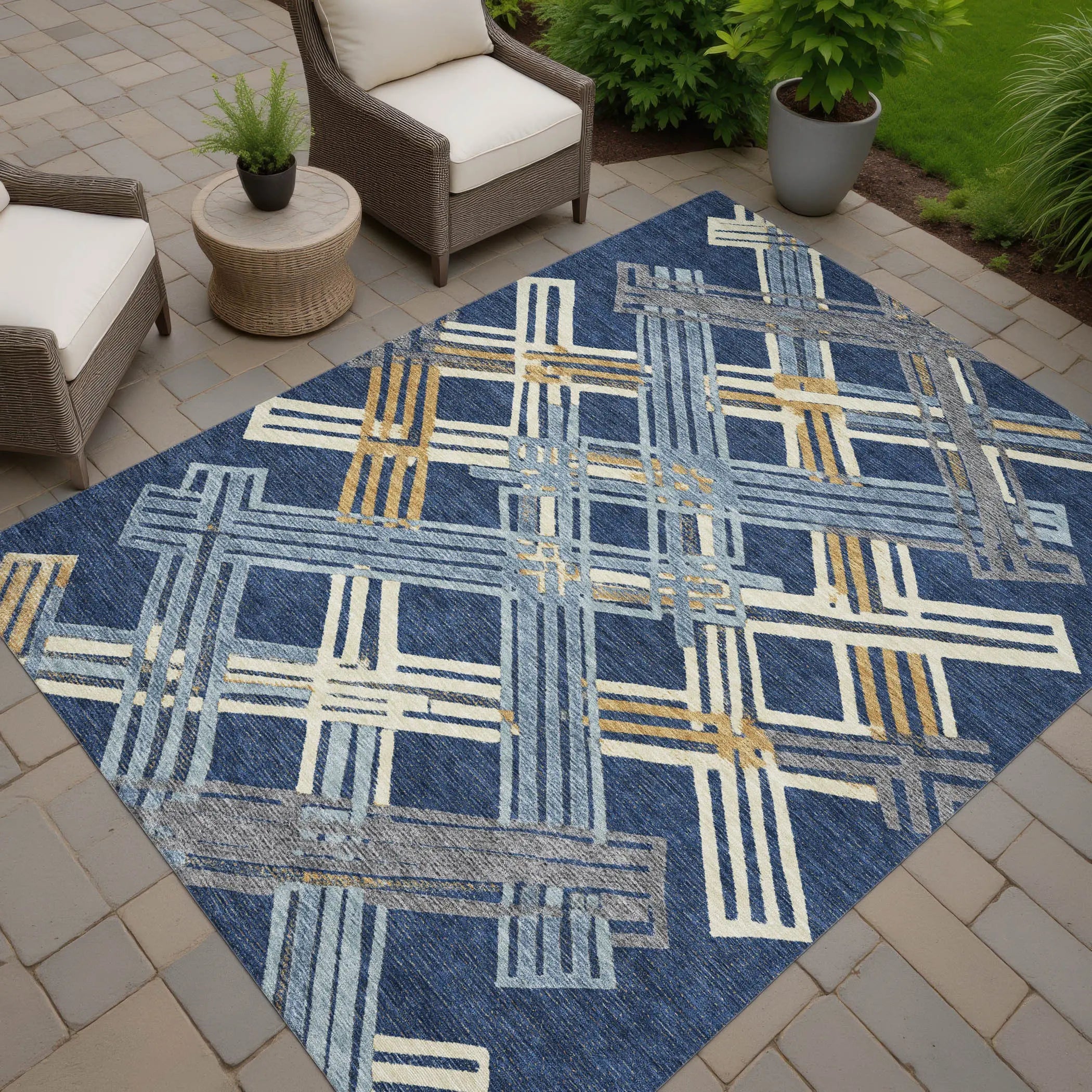 5' X 8' Navy Blue And Denim Blue Geometric Washable Indoor Outdoor Area Rug Homeroots Outdoor