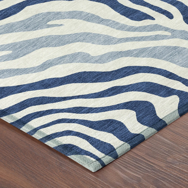 5' X 8' Navy Blue And Ivory Zebra Print Washable Indoor Outdoor Area Rug Homeroots Outdoor