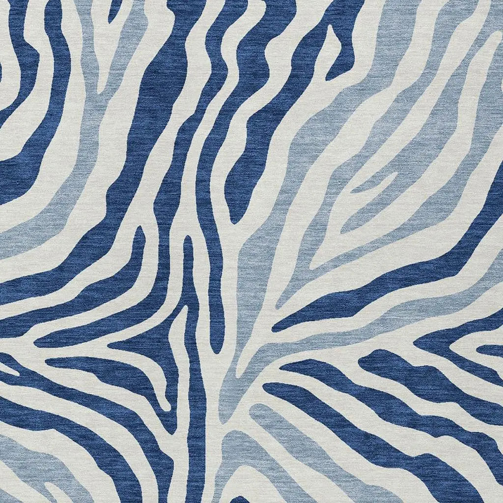 5' X 8' Navy Blue And Ivory Zebra Print Washable Indoor Outdoor Area Rug Homeroots Outdoor