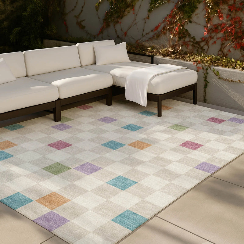 5' X 8' Pearl And Ivory Geometric Washable Indoor Outdoor Area Rug Homeroots Outdoor