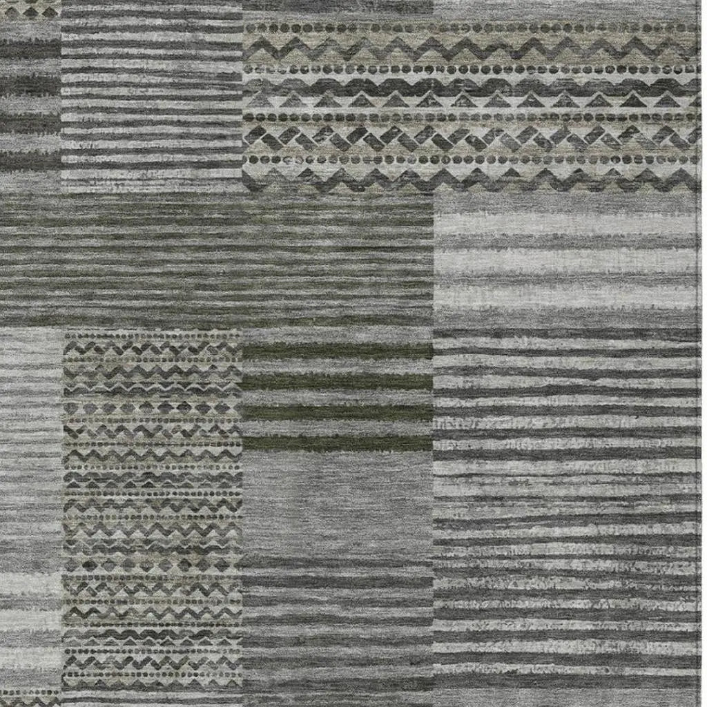 5' X 8' Pewter And Gray Striped Washable Indoor Outdoor Area Rug Homeroots Outdoor