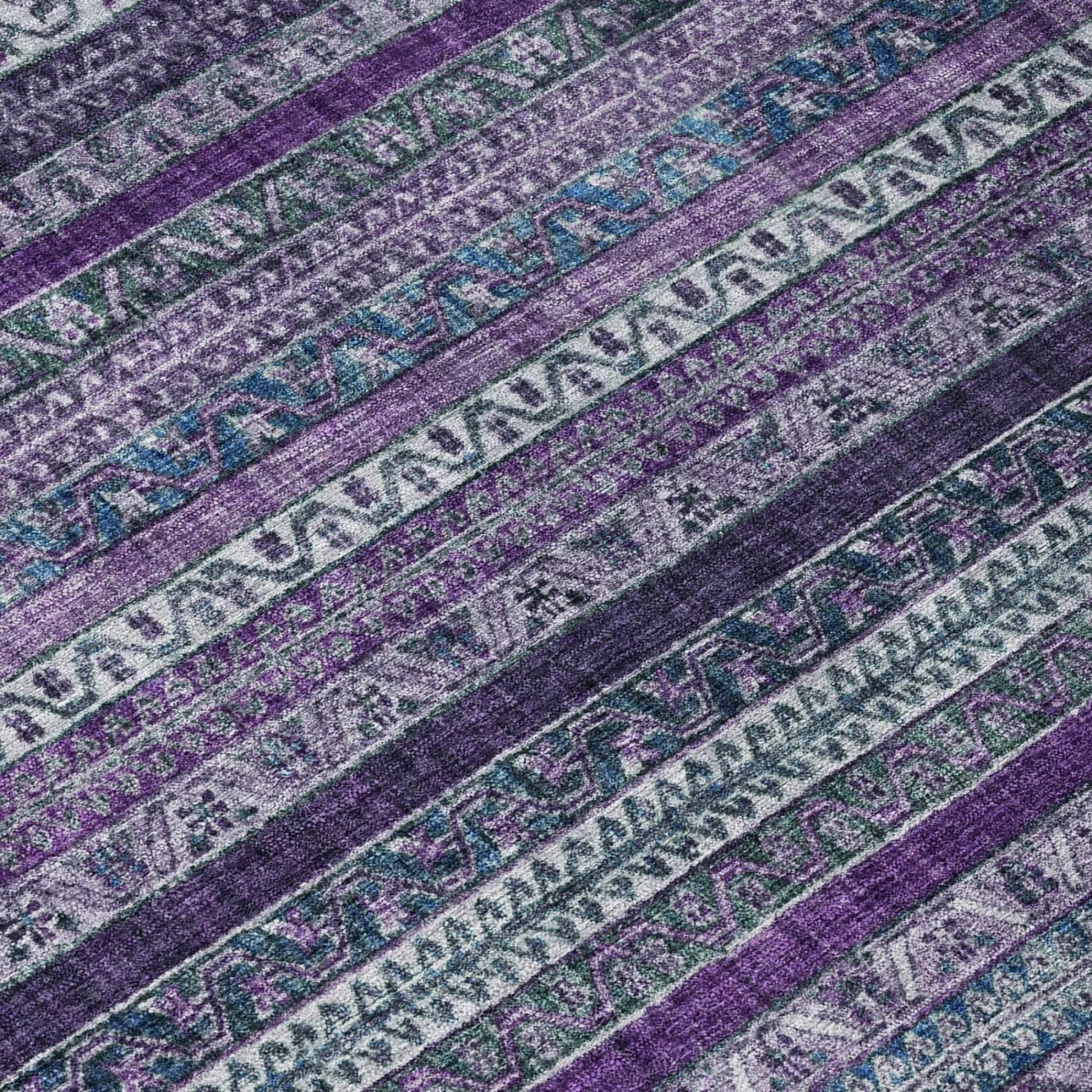 5' X 8' Purple And Plum Striped Washable Indoor Outdoor Area Rug Homeroots Outdoor
