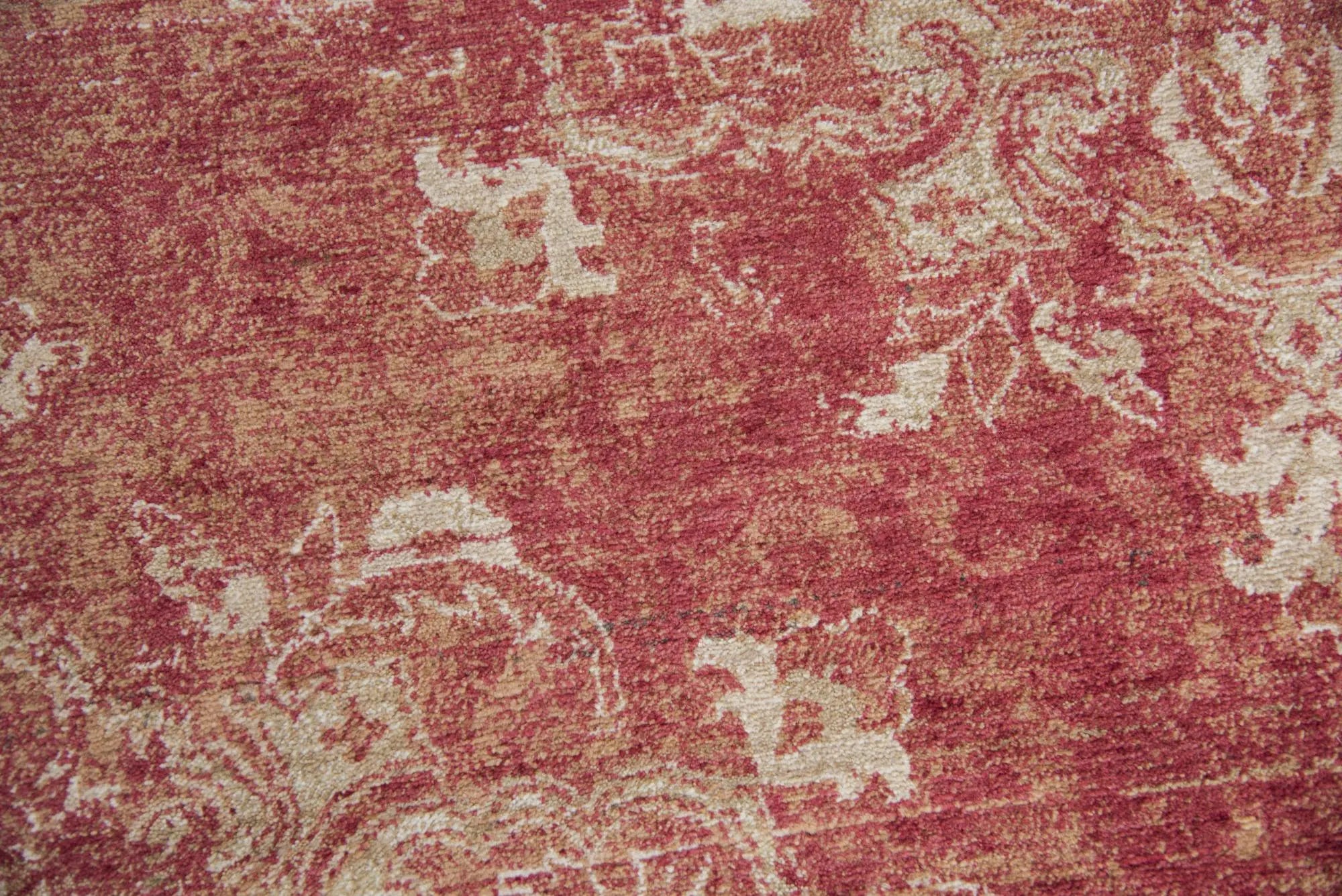 5' X 8' Red And Beige New Zealand Lambs Wool Medallion Hand Carved Handmade Area Rug Homeroots Home Decor