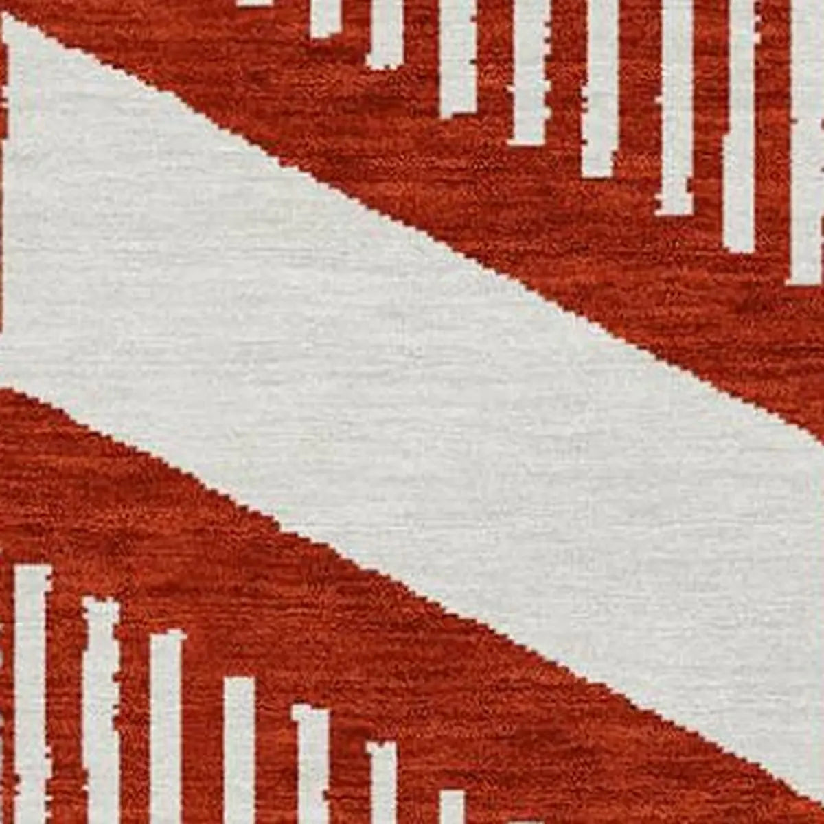 5' X 8' Red And Ivory Geometric Washable Indoor Outdoor Area Rug Homeroots Outdoor