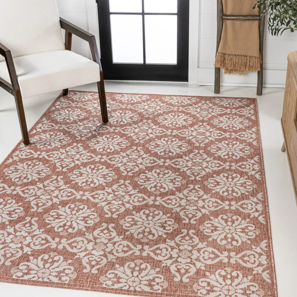 5' X 8' Salmon And Cream Floral Indoor Outdoor Area Rug Homeroots Outdoor