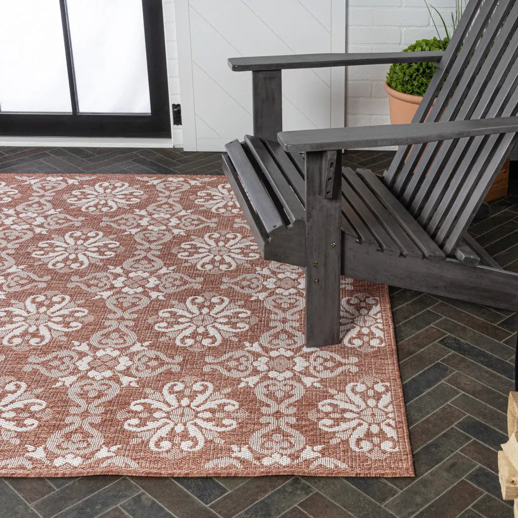 5' X 8' Salmon And Cream Floral Indoor Outdoor Area Rug Homeroots Outdoor