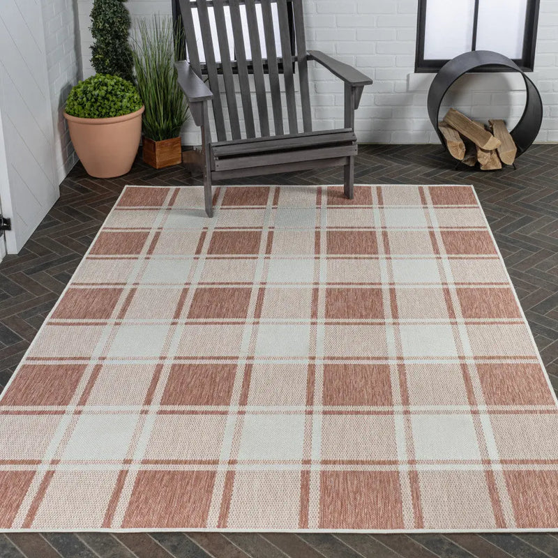5' X 8' Salmon And Cream Gingham Indoor Outdoor Area Rug - GreatEagleInc