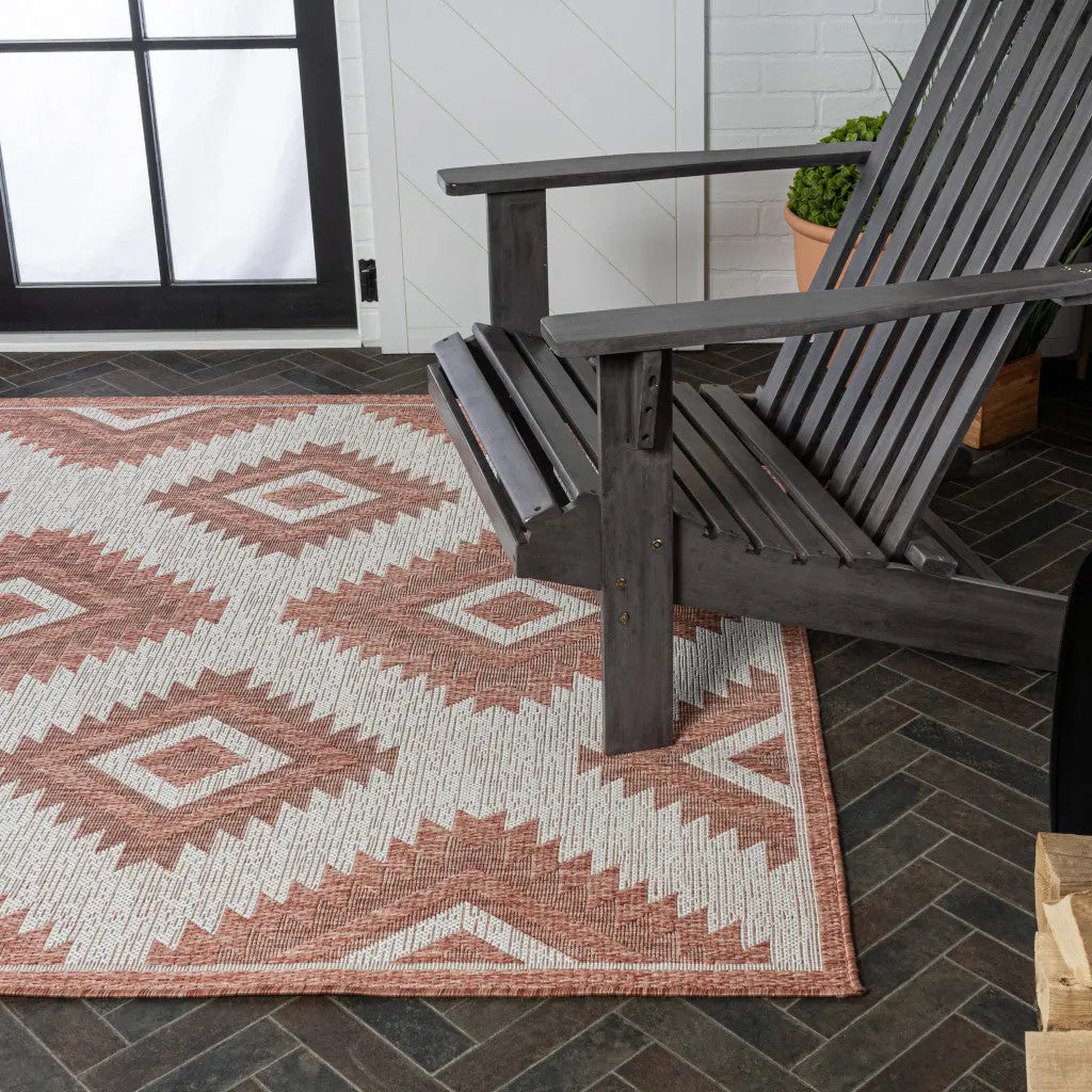 5' X 8' Salmon And Cream Moroccan Indoor Outdoor Area Rug - GreatEagleInc