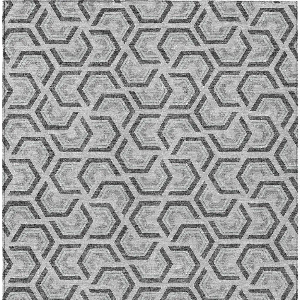 5' X 8' Silver And Graphite Geometric Washable Indoor Outdoor Area Rug Homeroots Outdoor