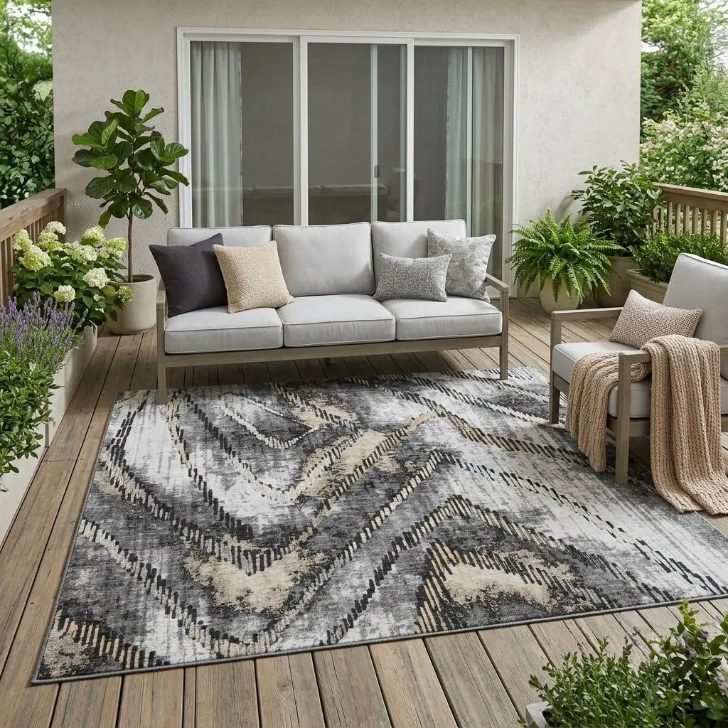5' X 8' Silver And Gray Abstract Washable Indoor Outdoor Area Rug Homeroots Outdoor