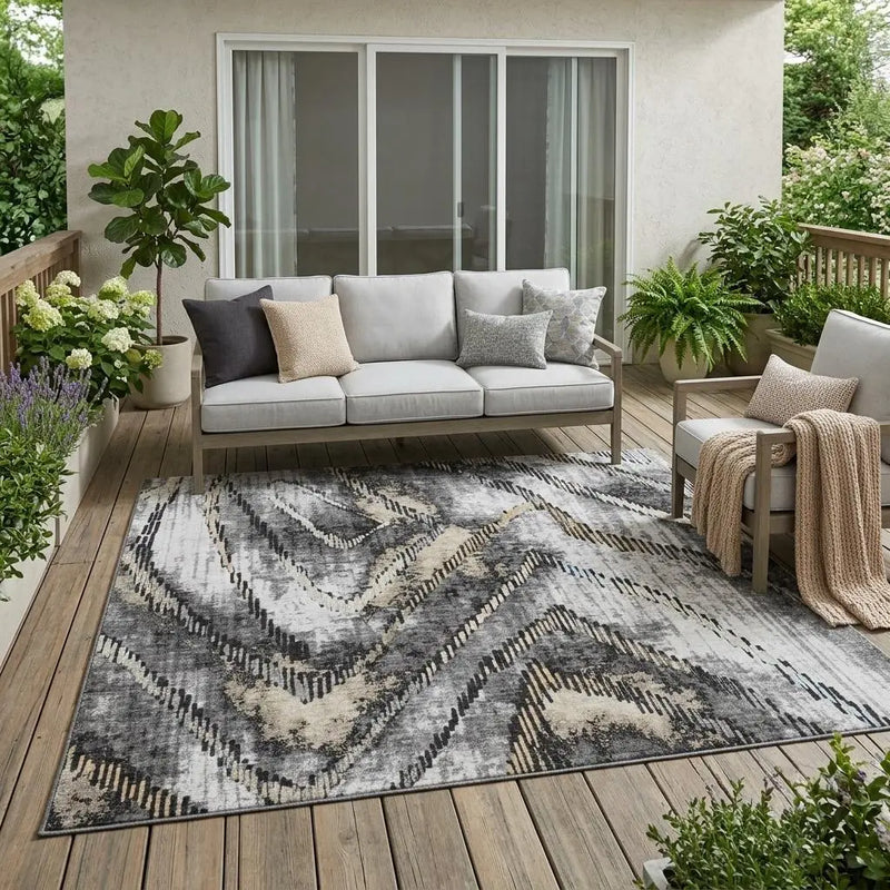 5' X 8' Silver And Gray Abstract Washable Indoor Outdoor Area Rug Homeroots Outdoor