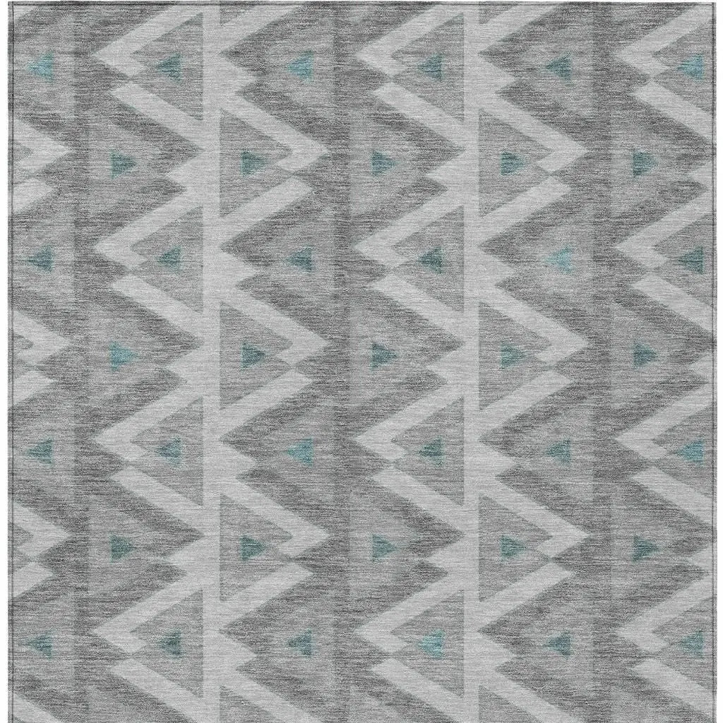 5' X 8' Silver And Gray Geometric Washable Indoor Outdoor Area Rug Homeroots Outdoor