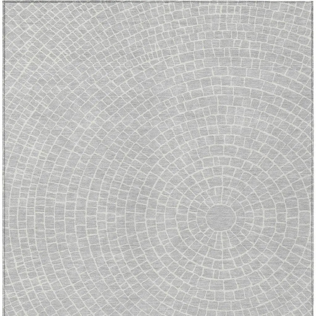 5' X 8' Silver And Ivory Geometric Washable Indoor Outdoor Area Rug Homeroots Outdoor