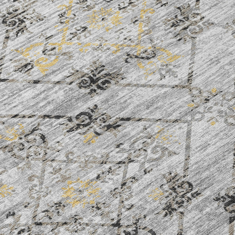 5' X 8' Silver And Ivory Geometric Washable Indoor Outdoor Area Rug Homeroots Outdoor