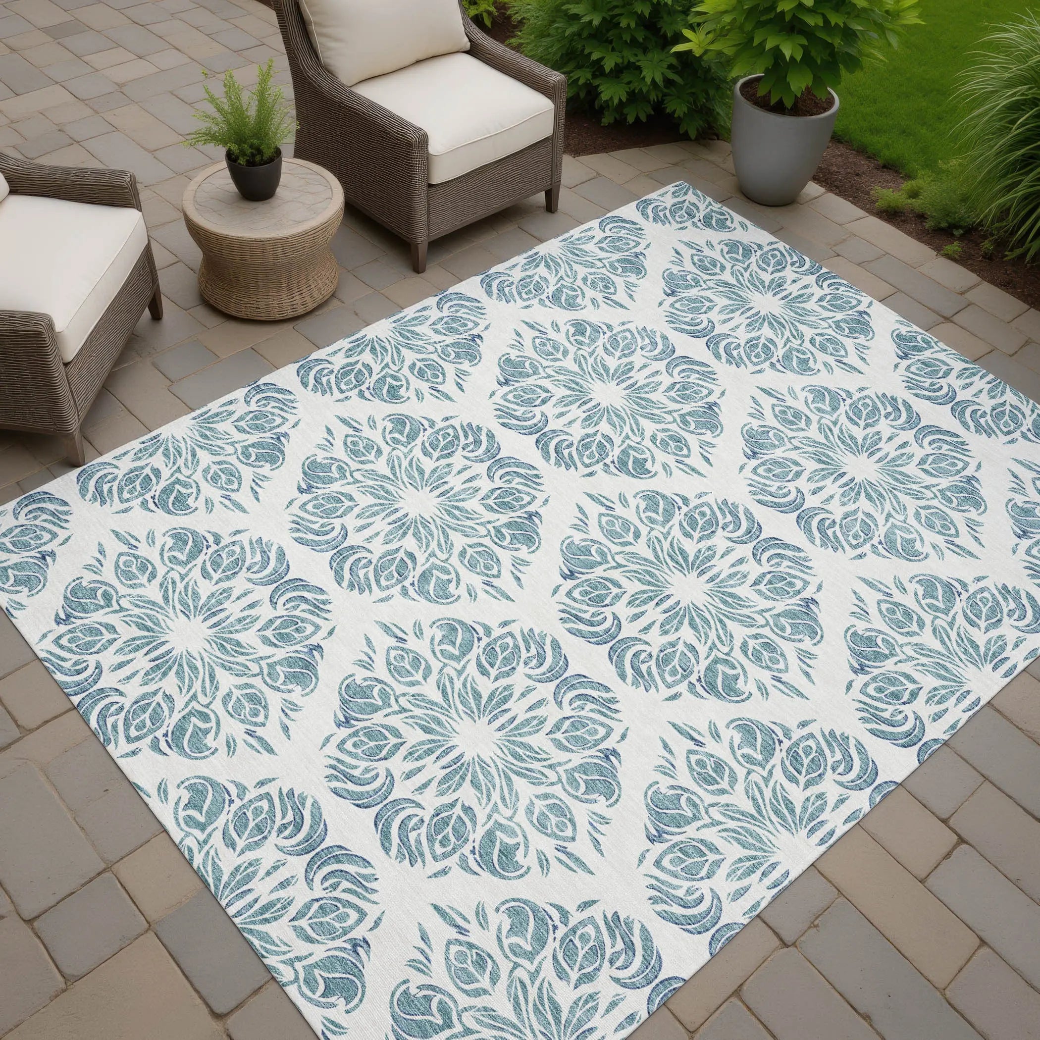 5' X 8' Teal Blue And Ivory Damask Washable Indoor Outdoor Area Rug Homeroots Outdoor