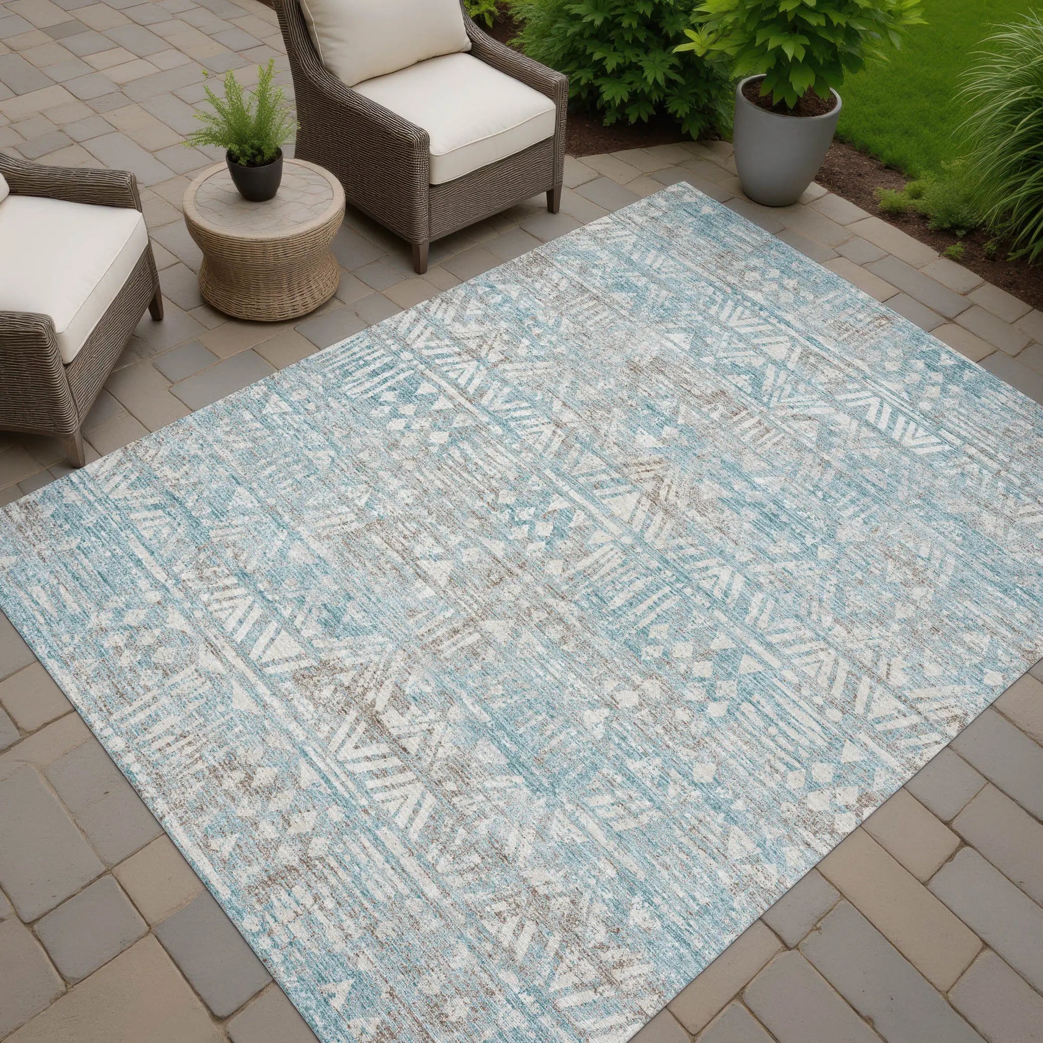5' X 8' Teal Blue And Pewter Geometric Washable Indoor Outdoor Area Rug Homeroots Outdoor
