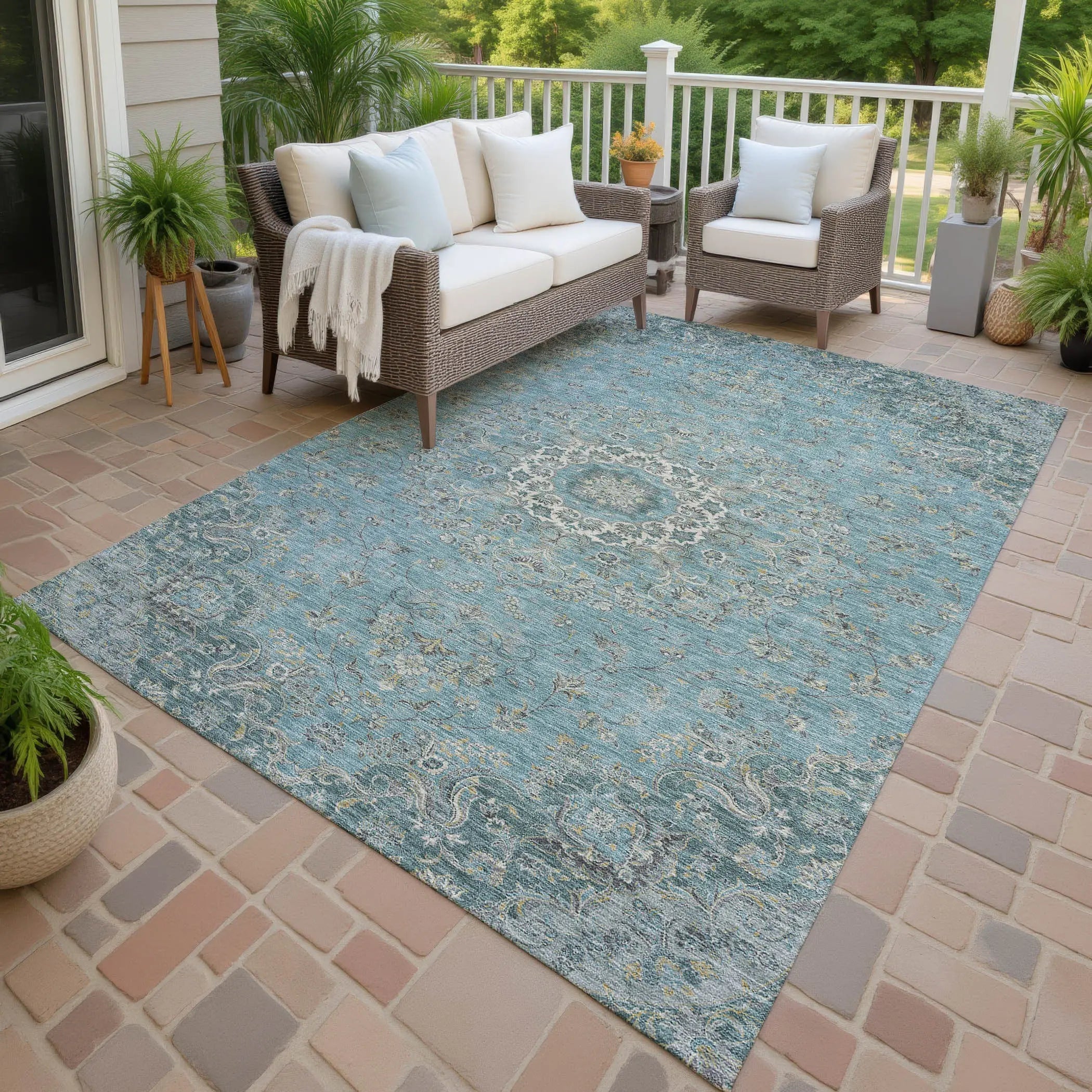 5' X 8' Teal Blue And Turquoise Floral Medallion Washable Indoor Outdoor Area Rug Homeroots Outdoor