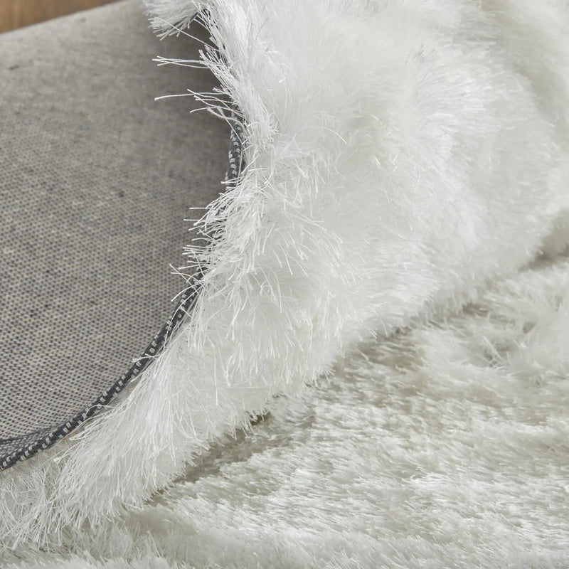 5' X 8' White And Gray Shag Hand Tufted Area Rug Homeroots Home Decor