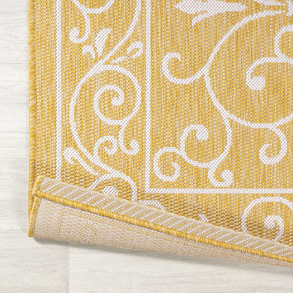 5' Yellow And Cream Square Medallion Indoor Outdoor Area Rug Homeroots Outdoor