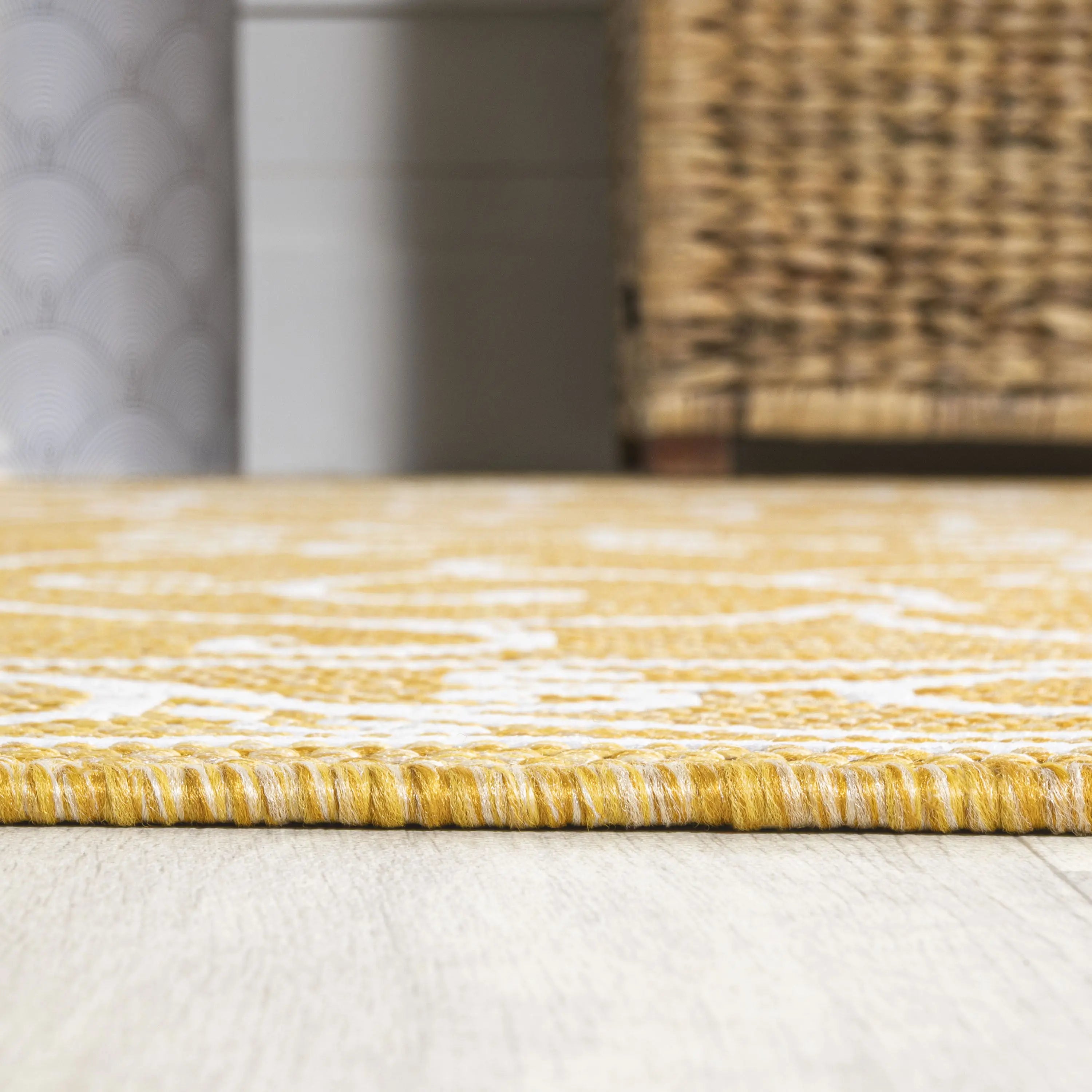 5' Yellow And Cream Square Medallion Indoor Outdoor Area Rug Homeroots Outdoor