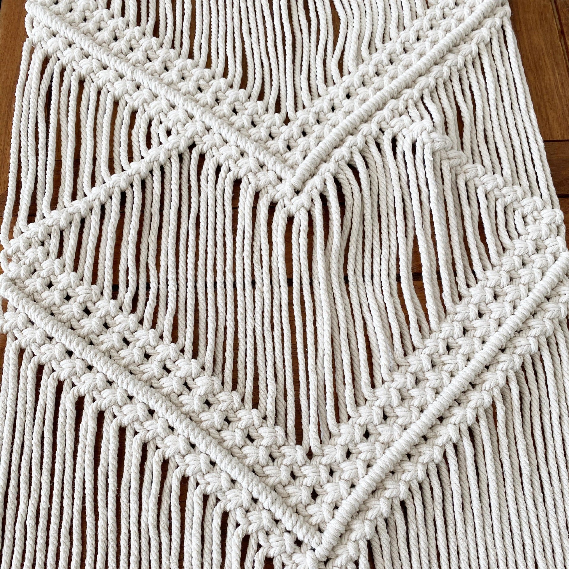 Nordic Off White Boho Table Runner Bohemian Hand Woven Table Runner with Tassel Tapestry Home el Dinning Table Decoration