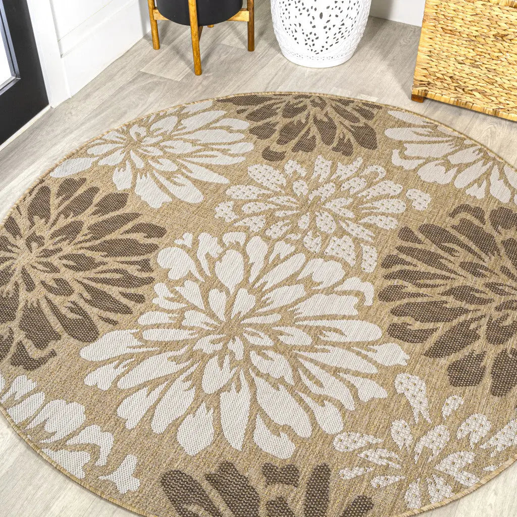 6' Brown And Cream Round Floral Indoor Outdoor Area Rug Homeroots Outdoor