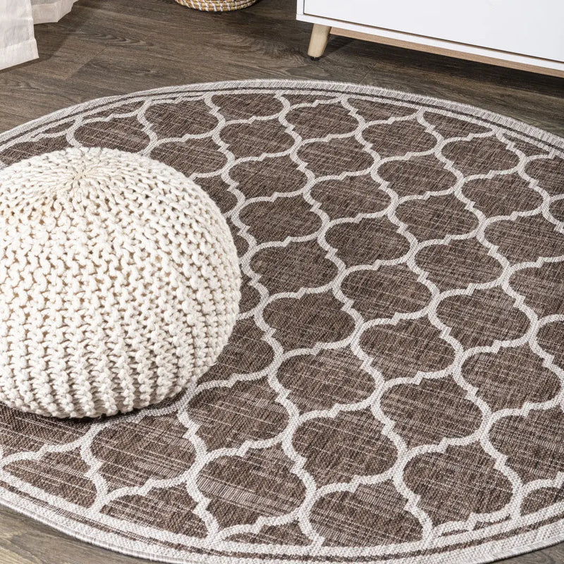 6' Espresso And Taupe Round Geometric Indoor Outdoor Area Rug - GreatEagleInc