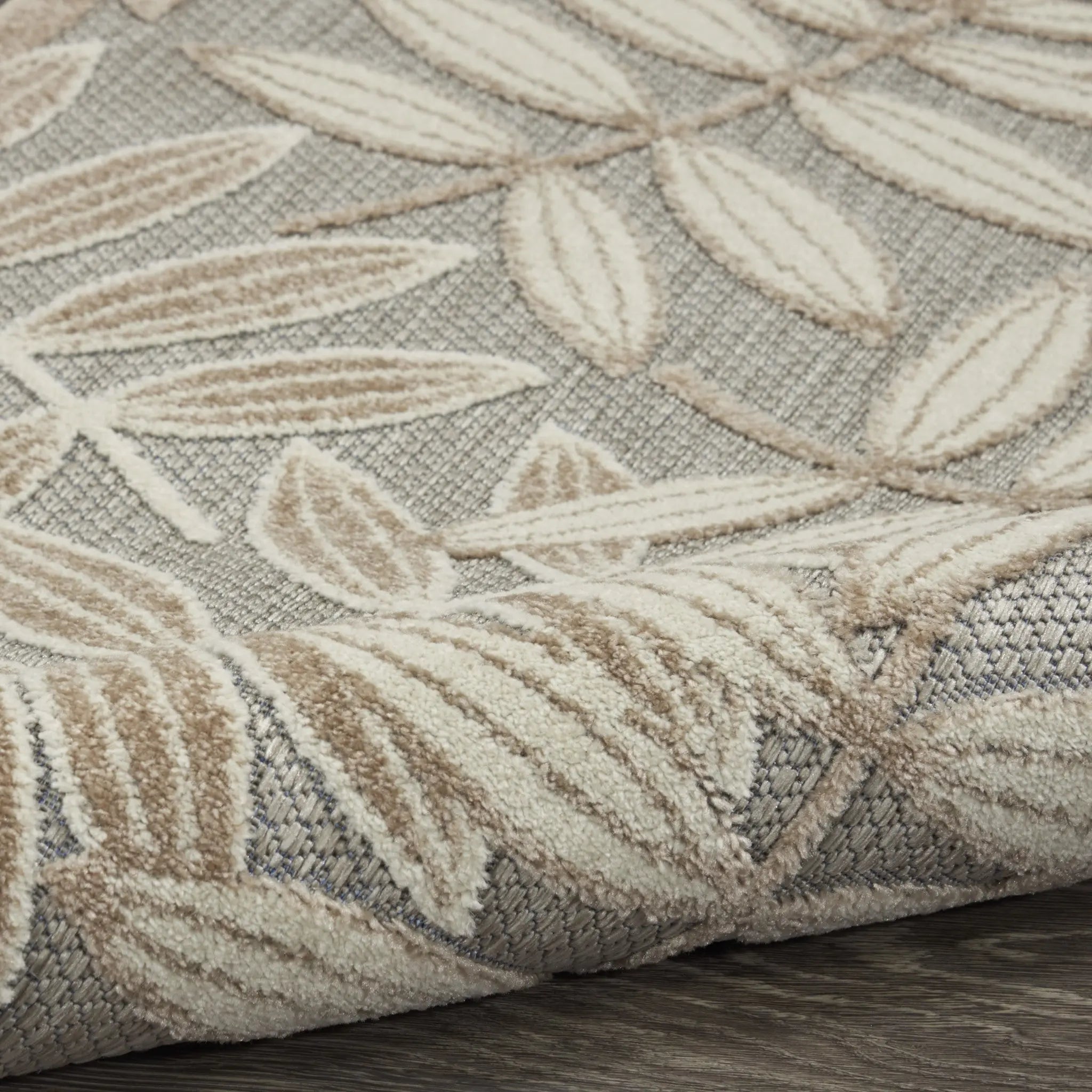 6' Gray And Ivory Floral Indoor Outdoor Runner Rug - GreatEagleInc