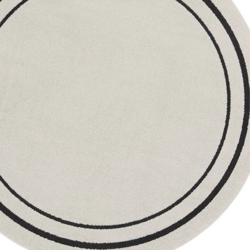 6' Ivory And Black Round Indoor Outdoor Area Rug Homeroots Outdoor