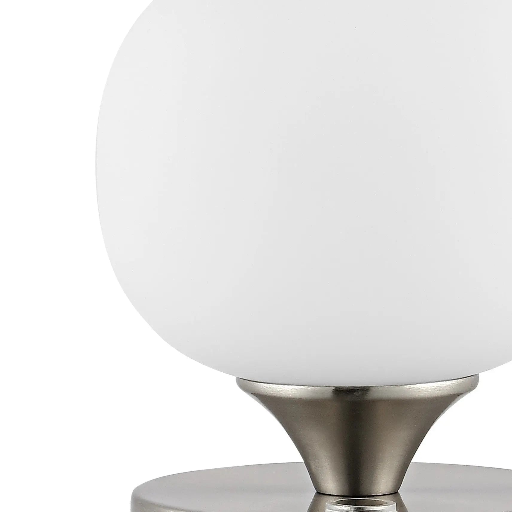 6" Nickel Novelty USB Table Lamp With Globe Shade Homeroots Lighting