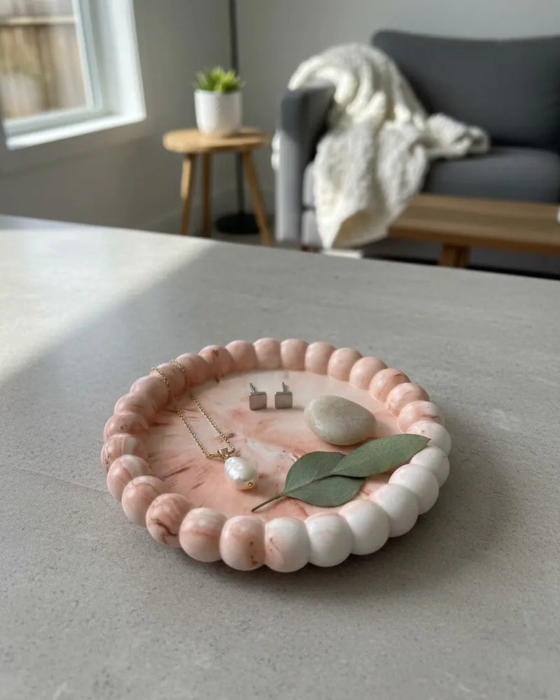 6" Pink And White Resin Marbleized Handmade Round Trinket Tray Homeroots Kitchen & Dining
