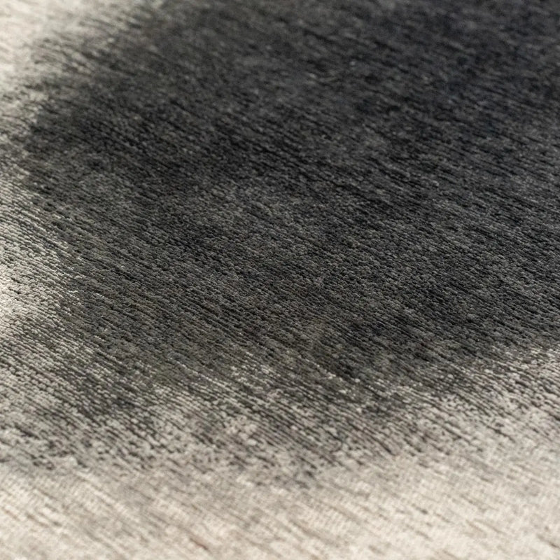 6' X 8' Black And White Abstract Washable Area Rug With UV Protection Homeroots Home Decor