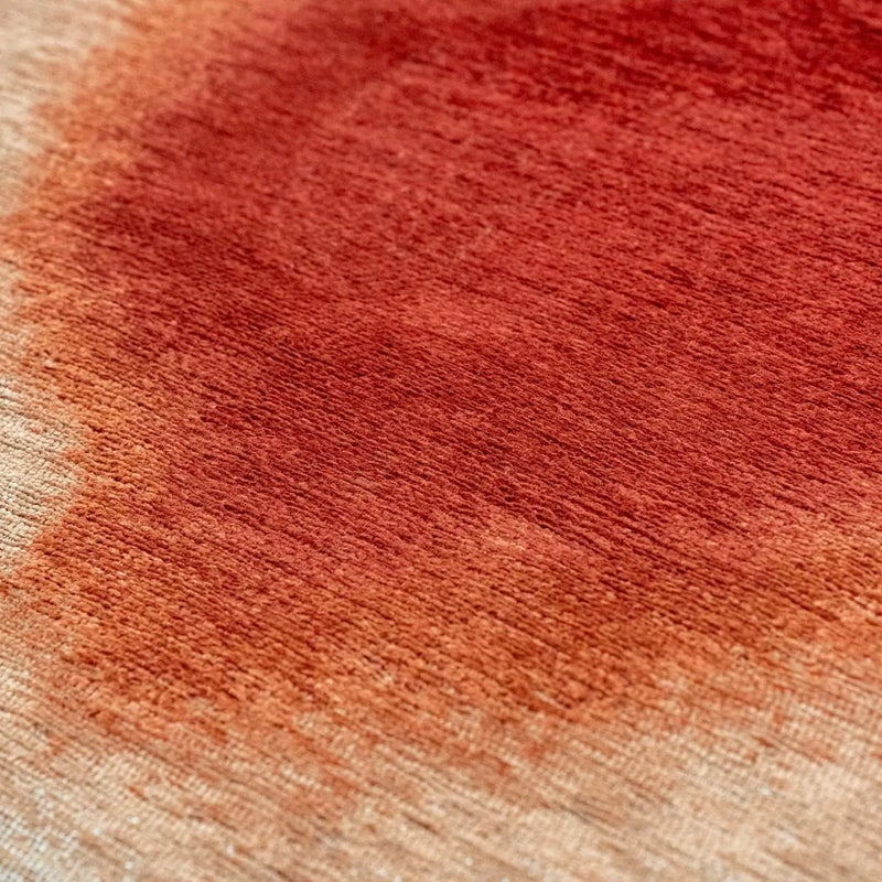 6' X 8' Red And White Abstract Washable Area Rug With UV Protection Homeroots Home Decor