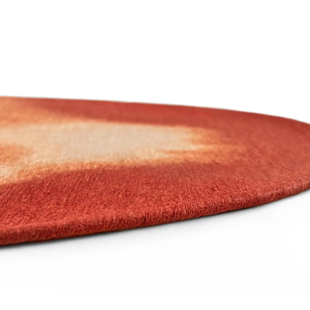 6' X 8' Red And White Abstract Washable Area Rug With UV Protection Homeroots Home Decor