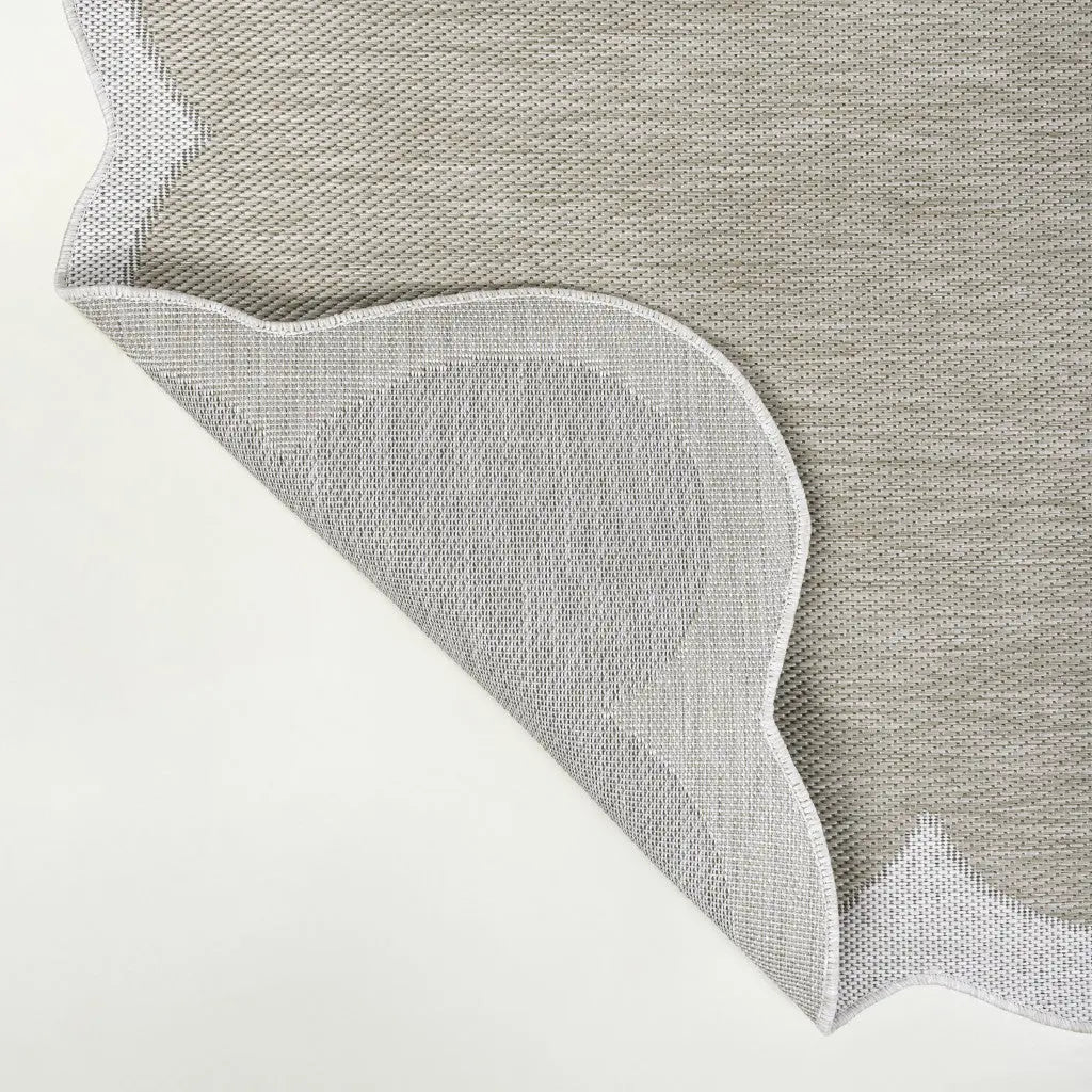 6' X 9' Beige And Cream Indoor Outdoor Area Rug Homeroots Outdoor
