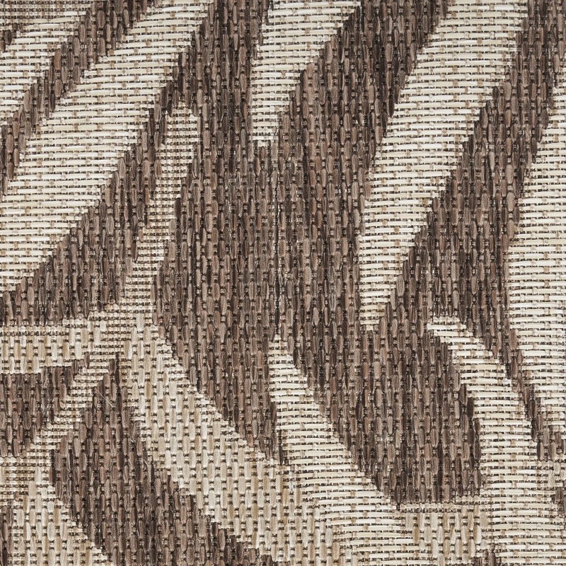 6' X 9' Brown And Ivory Palm Leaf Indoor Outdoor Area Rug Homeroots Outdoor