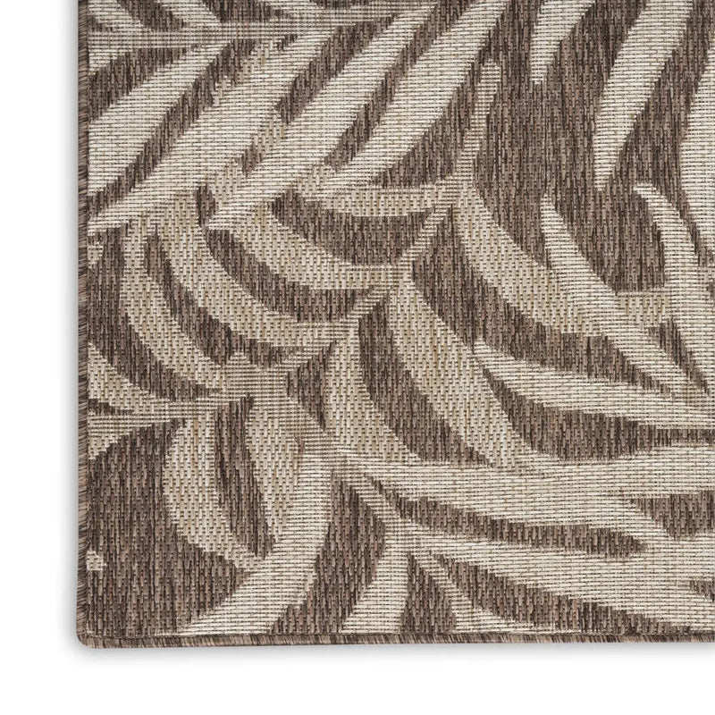 6' X 9' Brown And Ivory Palm Leaf Indoor Outdoor Area Rug Homeroots Outdoor