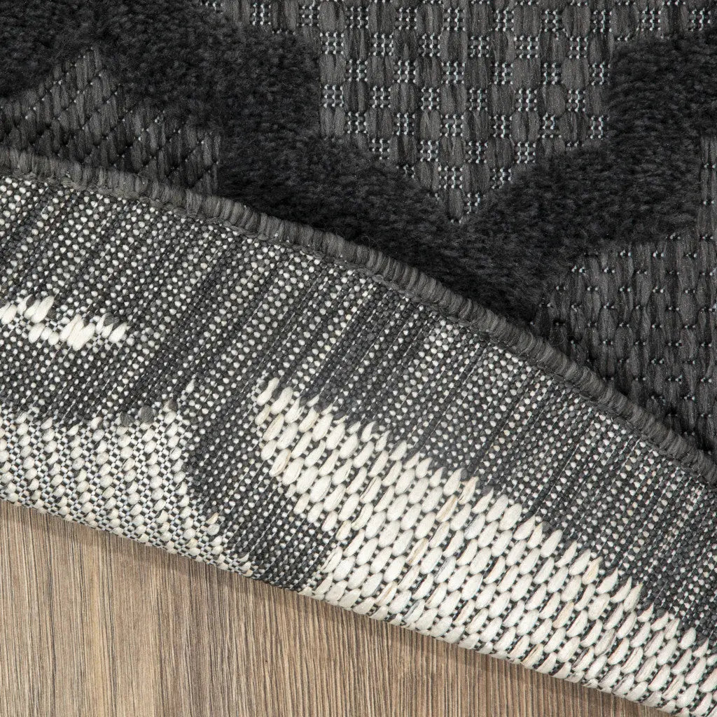 6' X 9' Charcoal And Black Trellis Indoor Outdoor Area Rug Homeroots Outdoor